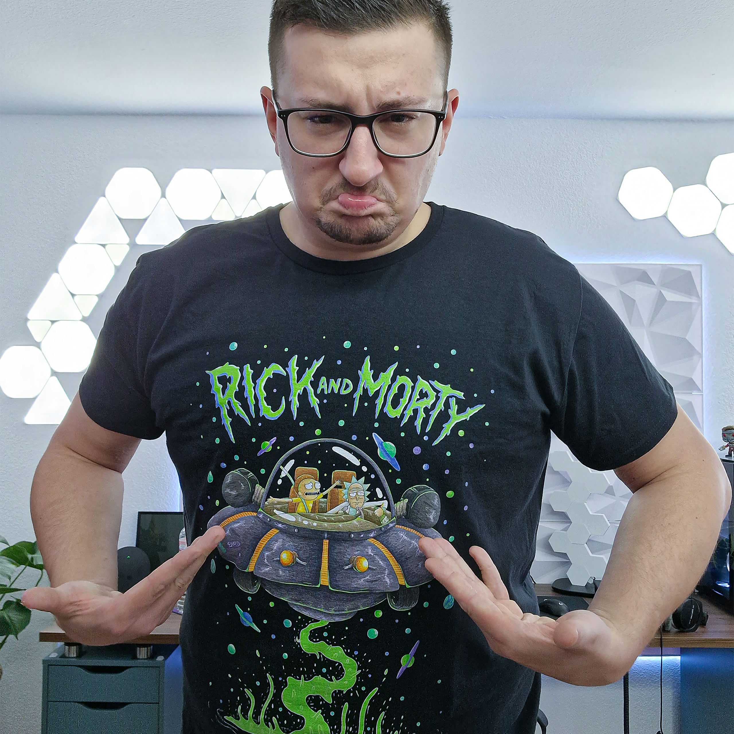Rick et Morty - T-shirt Space Cruiser noir - S - Noir