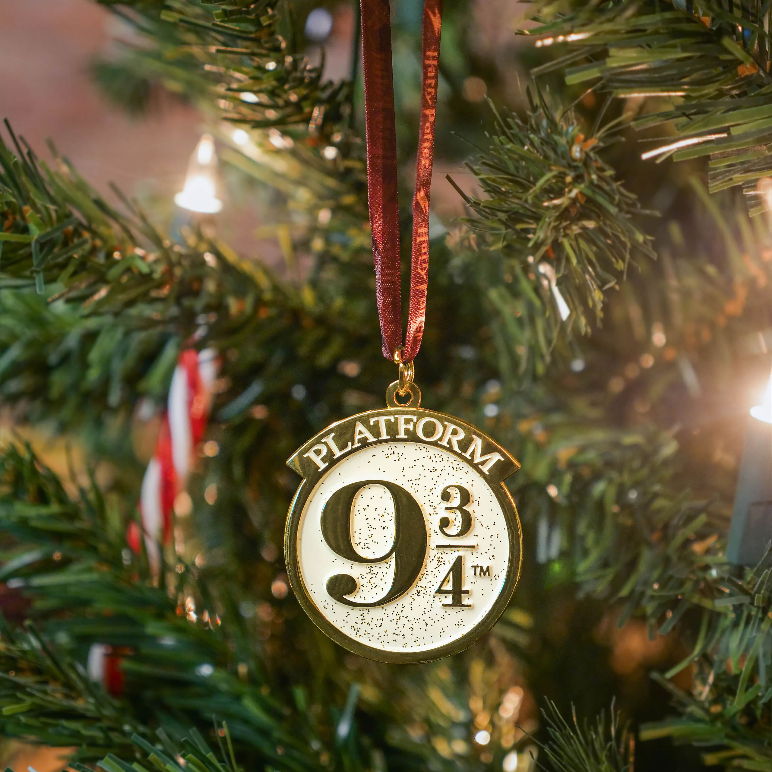 Harry Potter - Platform 9 3 4 Christmas Tree Ornament - The Carat Shop