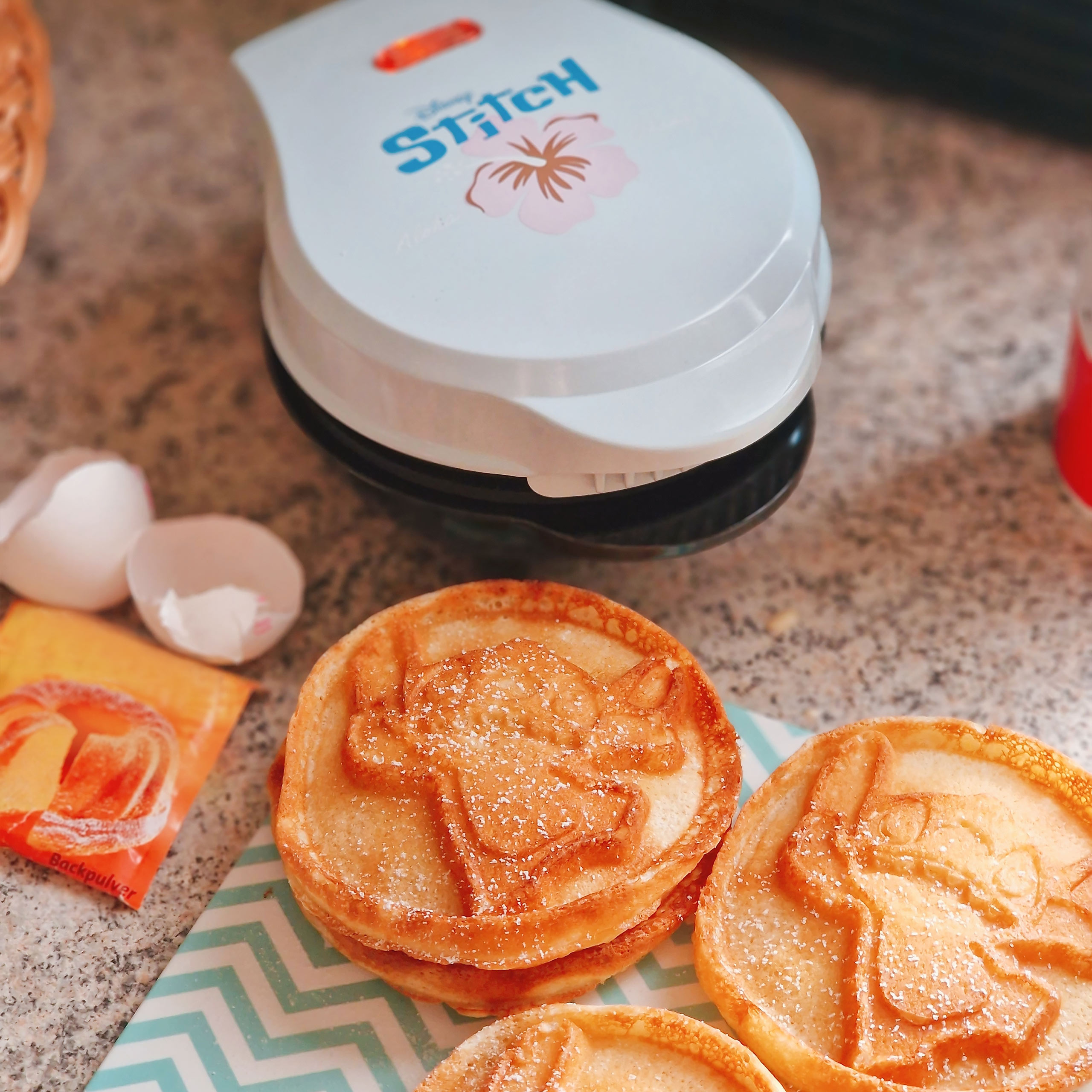 Lilo & Stitch - Mini Waffle Iron Stitch