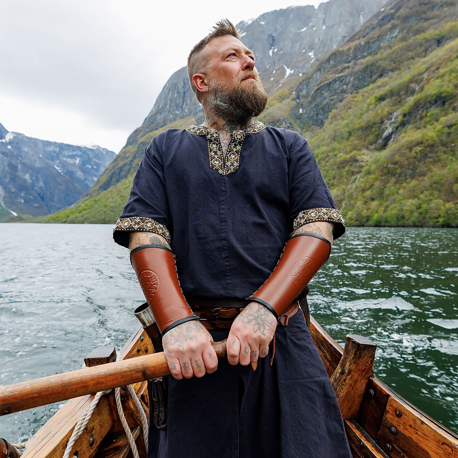 Tunica Medievale Manica Corta con Bordura Nera - XXXL - Nero - Leonardo Carbone