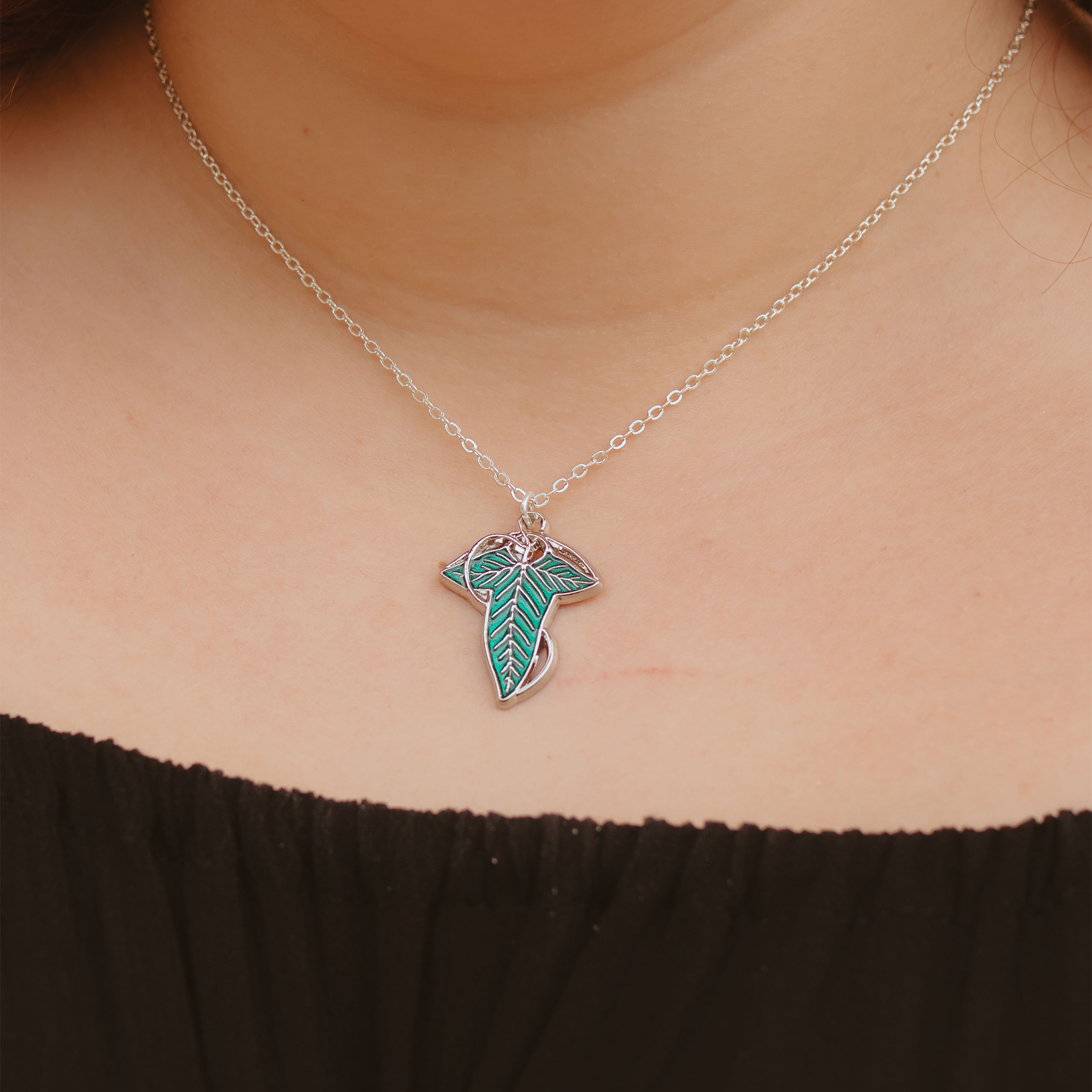 Leaf Brooch Necklace - The Lord of the Rings