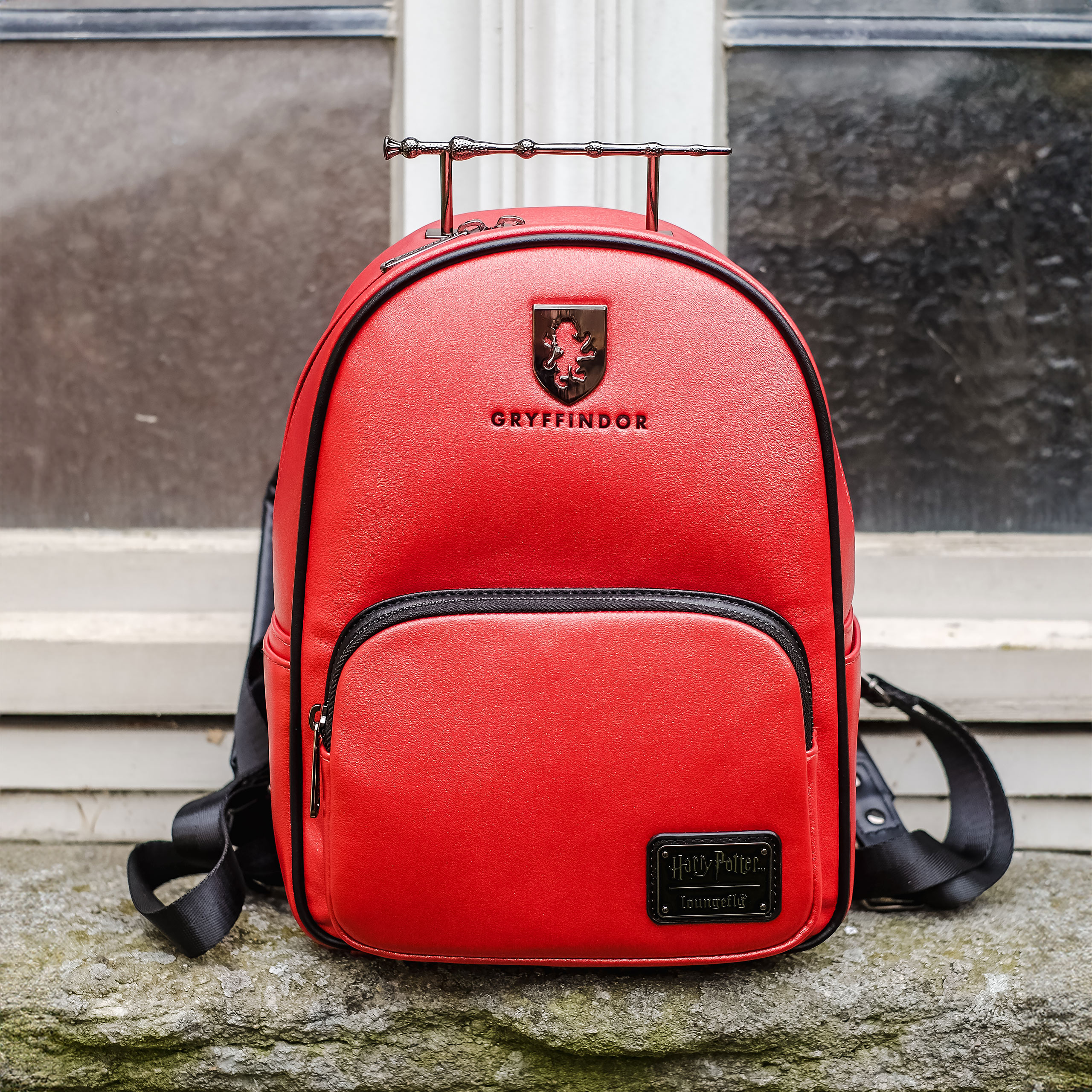 Harry Potter - Gryffindor Glitter Mini Backpack - Loungefly