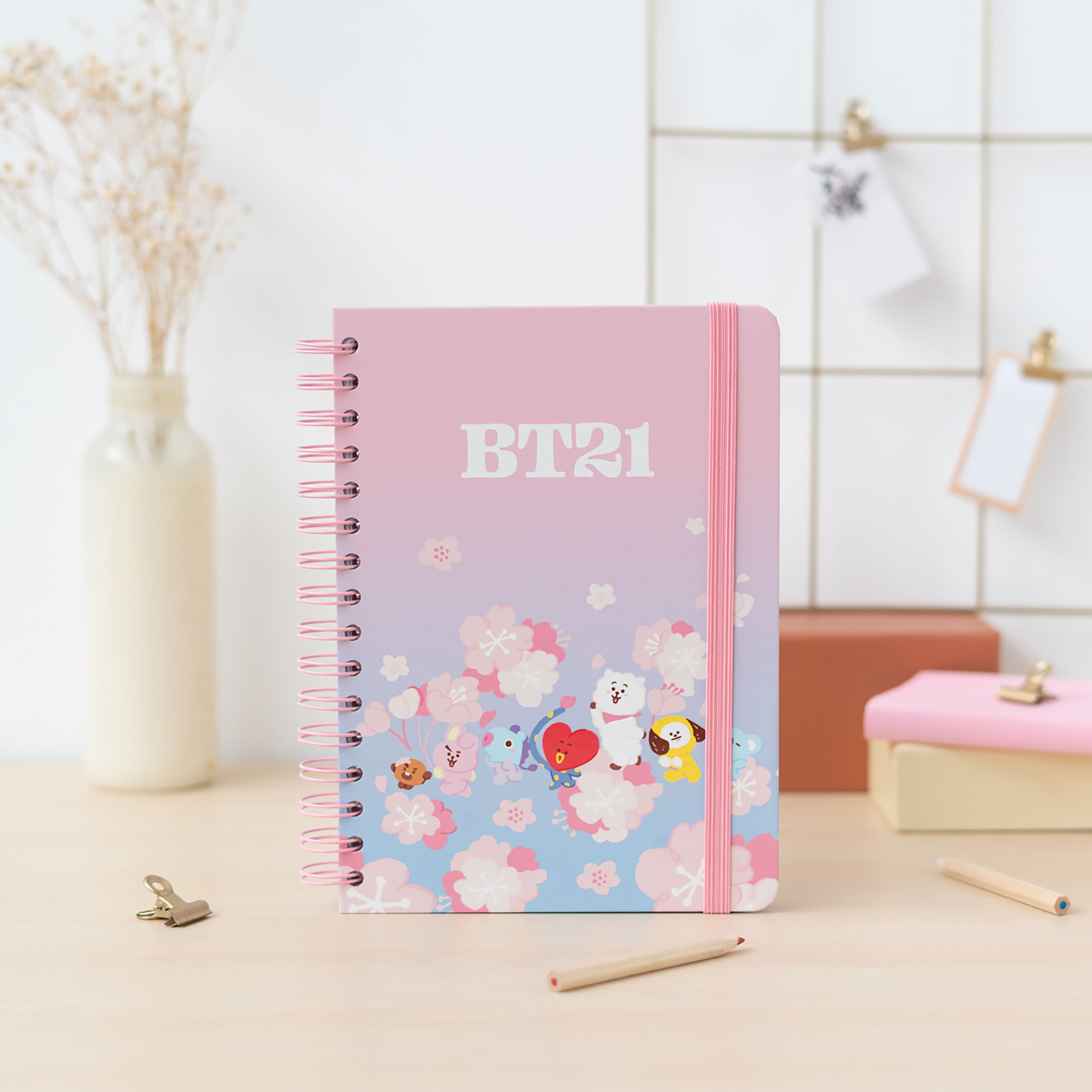 BT21 - Cuaderno Cherry Blossom