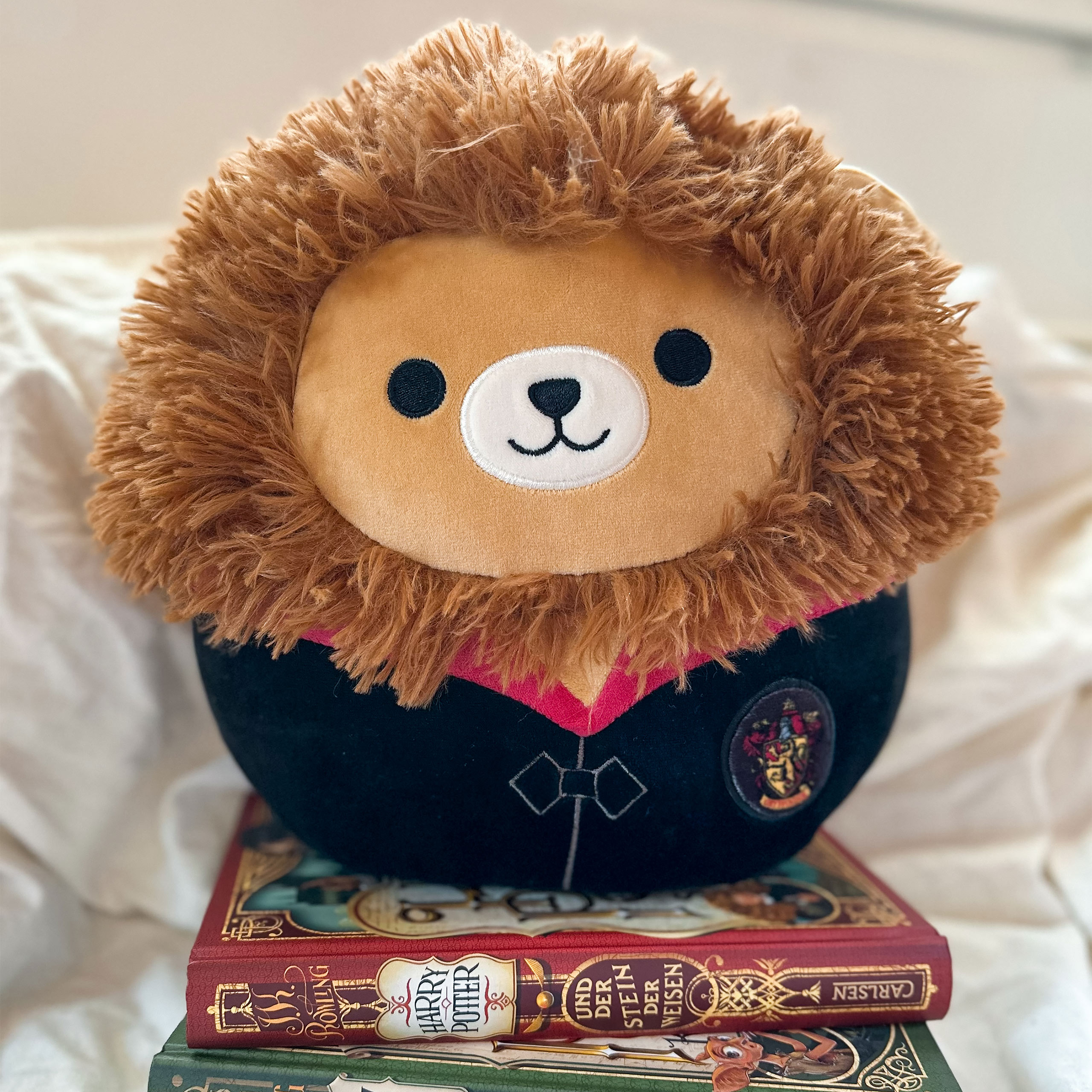 Harry Potter - Gryffindor Löwe in Robe Squishmallows Plüsch Figur