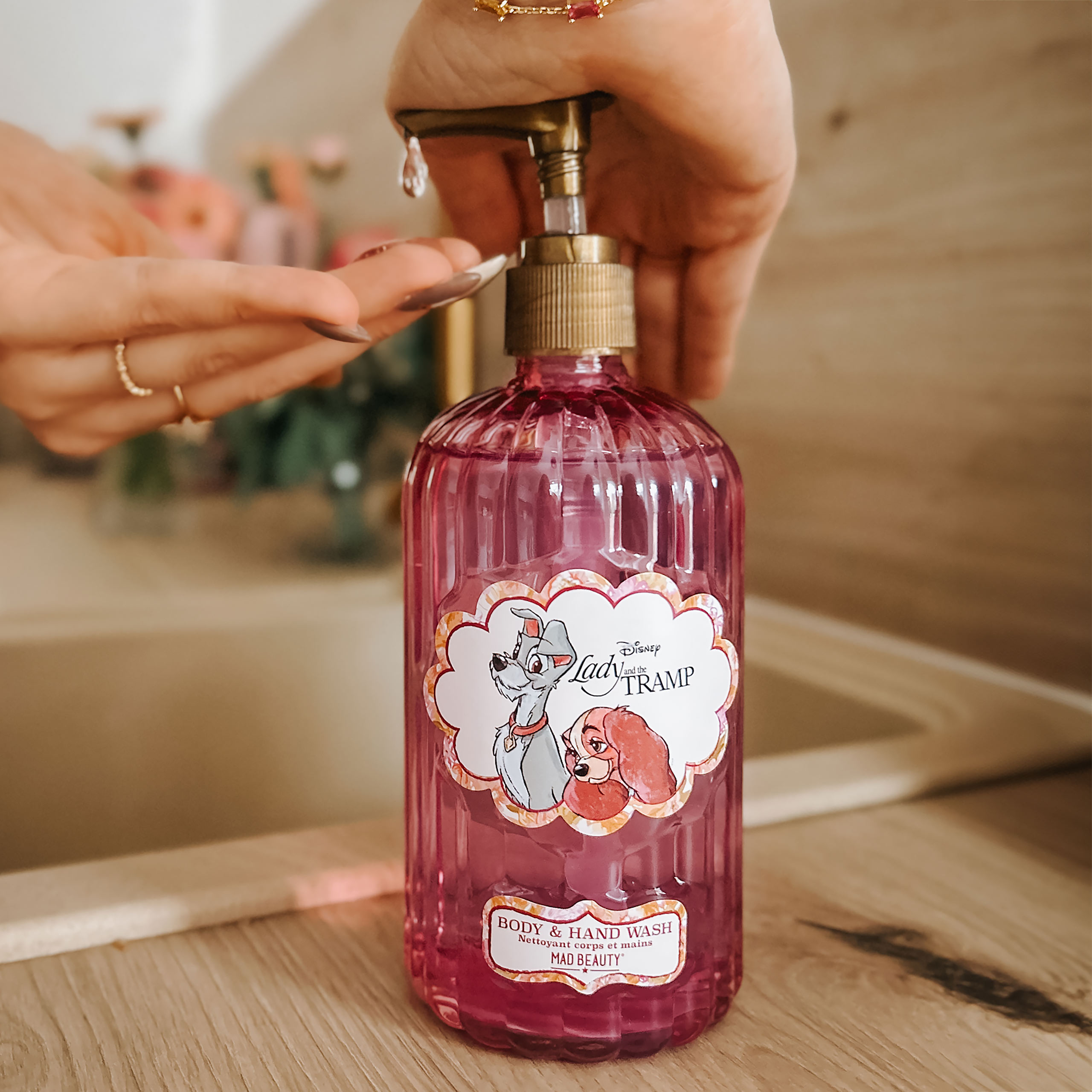 La Dama y el Vagabundo - Dispensador de jabón con gel de lavado