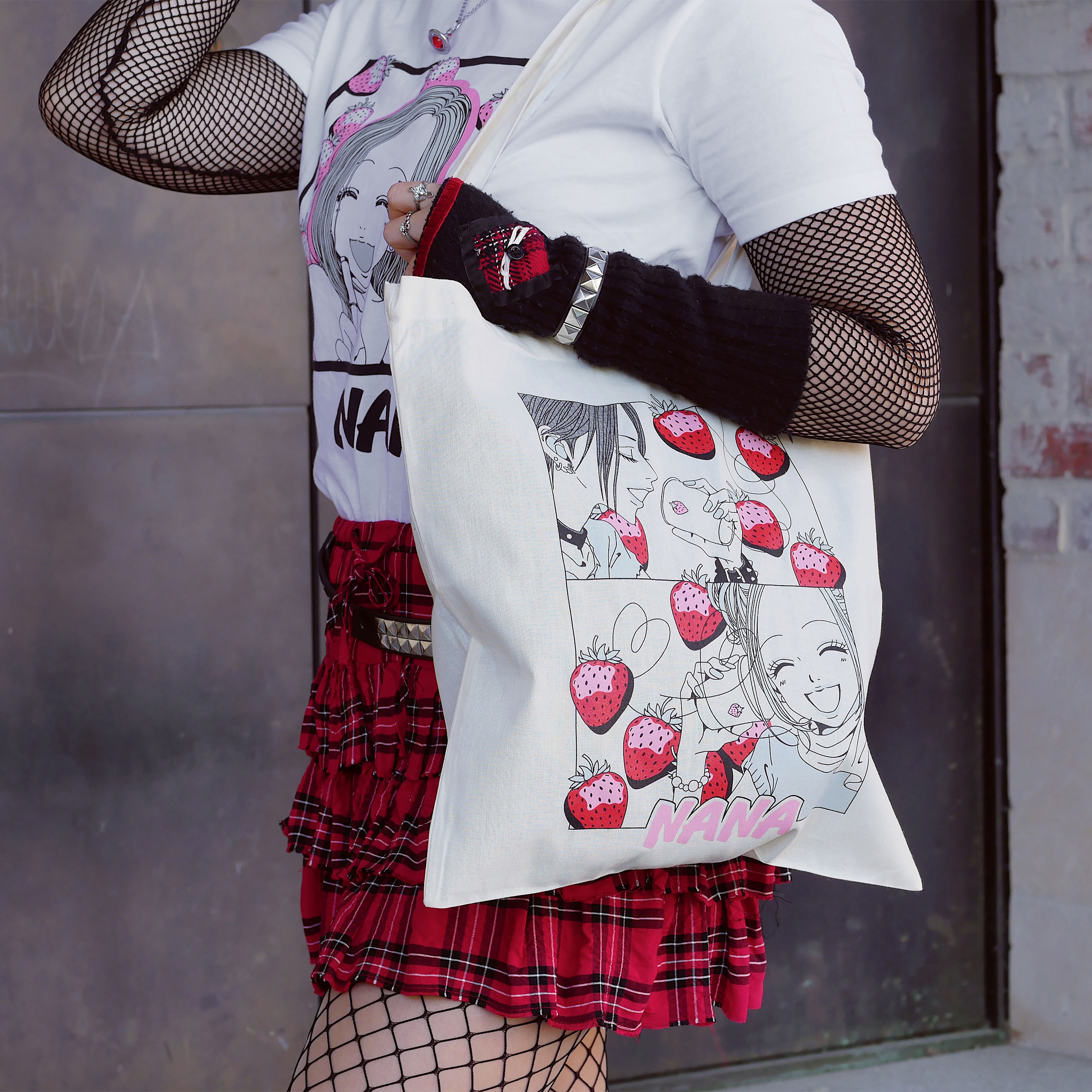 Bolsa de tela Strawberry Cups para fans de NANA