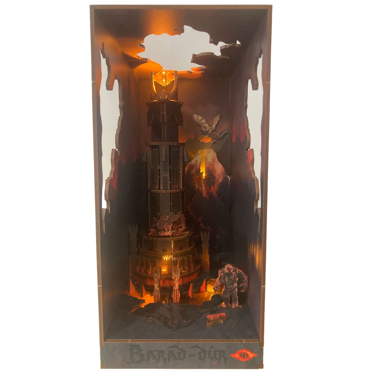 Der Herr der Ringe Tiny Adventures Book Nook Mini-Diorama Barad-Dûr 23 cm - Revell